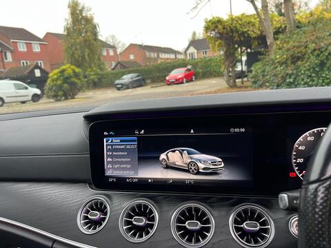 Mercedes-Benz E Class view 74