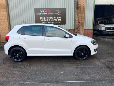 Volkswagen Polo view 2