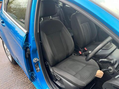 Ford Fiesta view 12