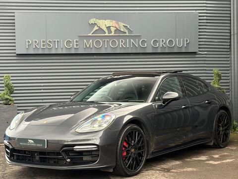 Porsche Panamera view 17