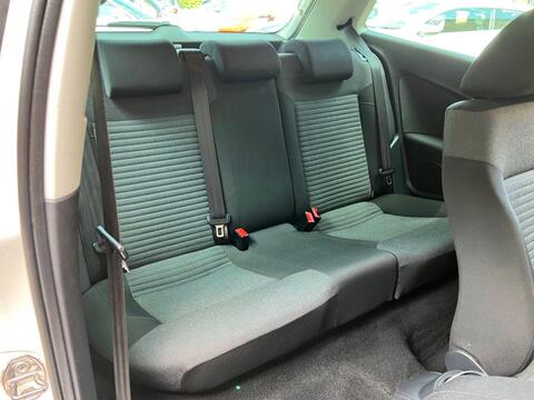 Volkswagen Polo view 11