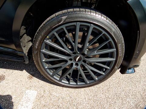 Aston Martin DBX view 15