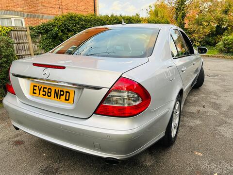 Mercedes-Benz E Class view 5
