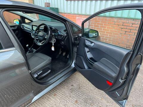 Ford Fiesta view 6