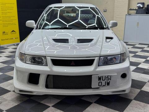 Mitsubishi Lancer view 3