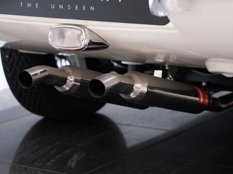 Jaguar E-Type view 21