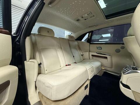 Rolls-Royce Ghost view 44