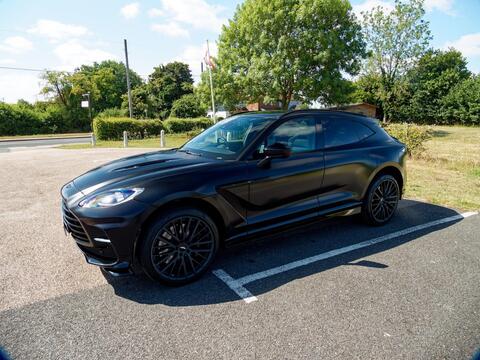 Aston Martin DBX view 18