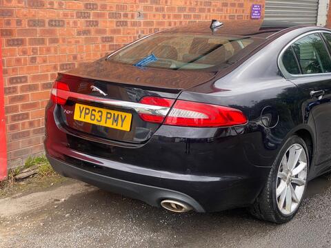 Jaguar XF view 17