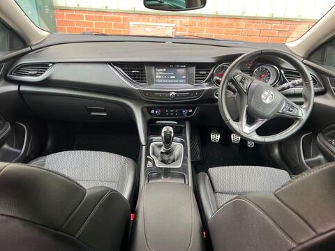 Vauxhall Insignia view 17