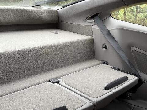 Porsche 911 view 45