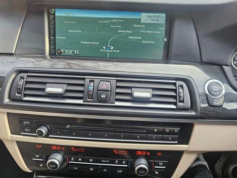BMW 5 Series view 12