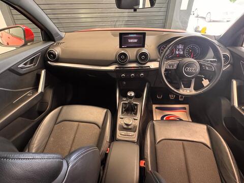 Audi Q2 view 30