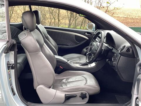 Mercedes-Benz CLK view 7