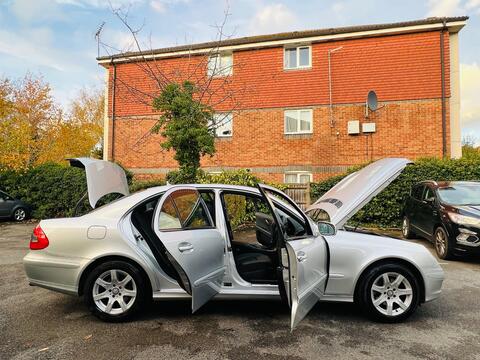 Mercedes-Benz E Class view 42