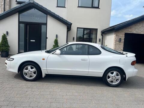 Toyota Celica view 3