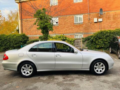 Mercedes-Benz E Class view 18