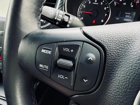 Kia Carens view 20