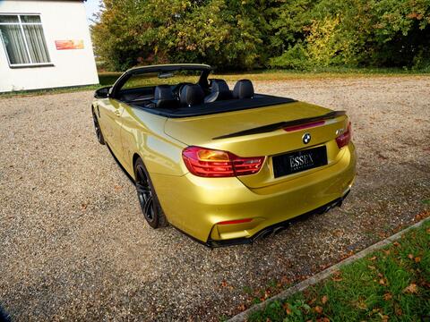 BMW M4 view 21