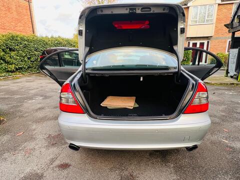 Mercedes-Benz E Class view 39
