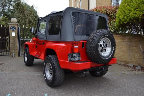 Jeep Wrangler view 9