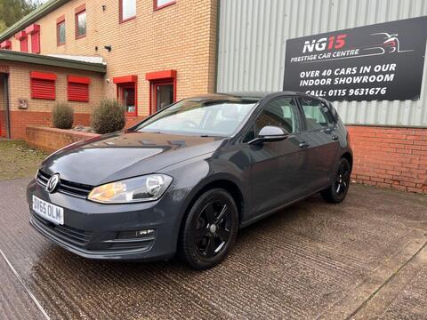 Volkswagen Golf view 5