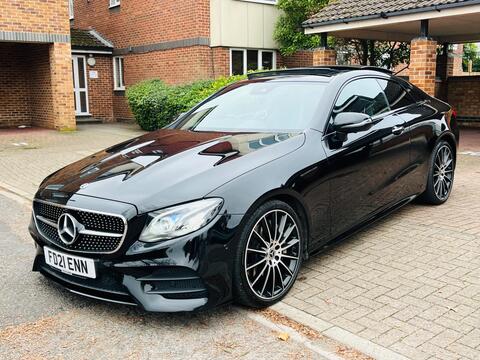 Mercedes-Benz E Class view 29