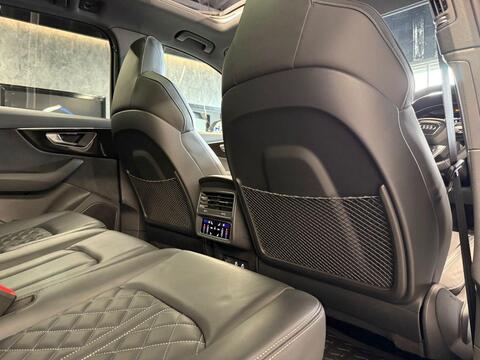 Audi SQ7 view 32