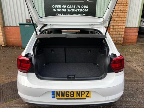 Volkswagen Polo view 11
