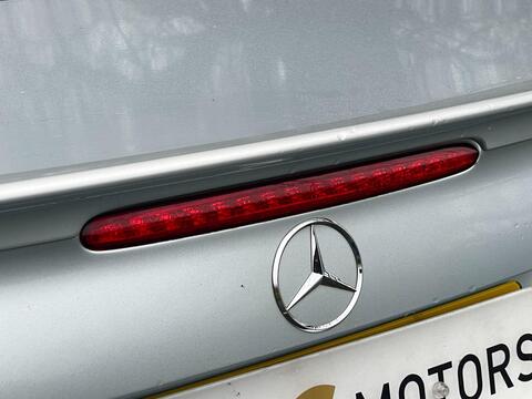 Mercedes-Benz CLK view 16