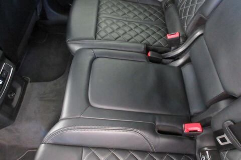 Audi SQ5 view 56