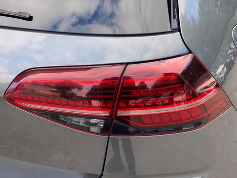 Volkswagen Golf view 42