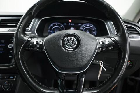 Volkswagen Tiguan view 24