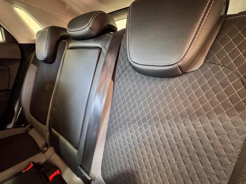 Vauxhall Grandland X view 30