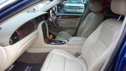 Jaguar XJ view 8