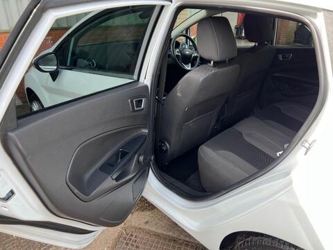 Ford Fiesta view 12