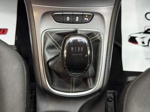 Vauxhall Astra view 23