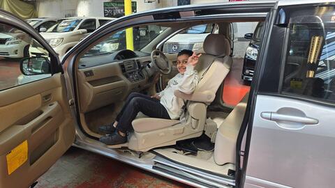 Toyota Raum view 5