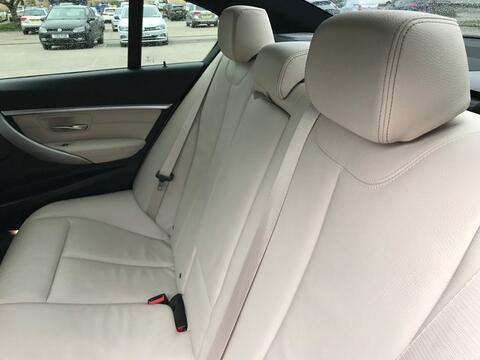 BMW 3 Series view 17