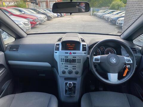 Vauxhall Zafira view 30