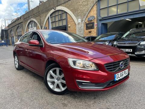 Volvo S60 view 2