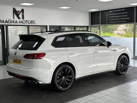Volkswagen Touareg view 15