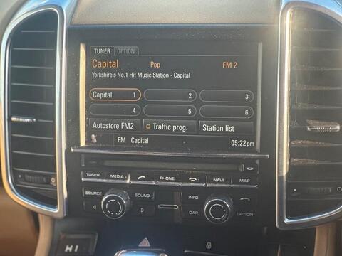 Porsche Cayenne view 62