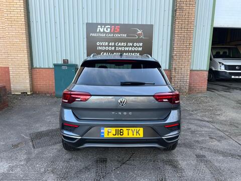 Volkswagen T-Roc view 6