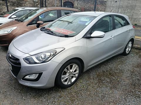 Hyundai i30 Hatchback 1.6 CRDi Blue Drive Style Euro 5 (s/s) 5dr