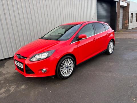 Ford Focus Hatchback 1.0T EcoBoost Zetec Euro 5 (s/s) 5dr