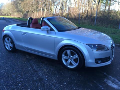Audi TT Convertible 2.0 TDI Roadster quattro Euro 4 2dr