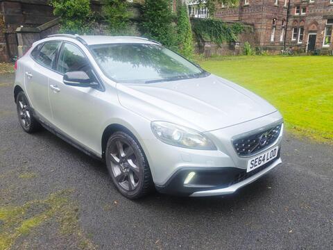 Volvo V40 Cross Country Hatchback 1.6 D2 Lux Euro 5 (s/s) 5dr