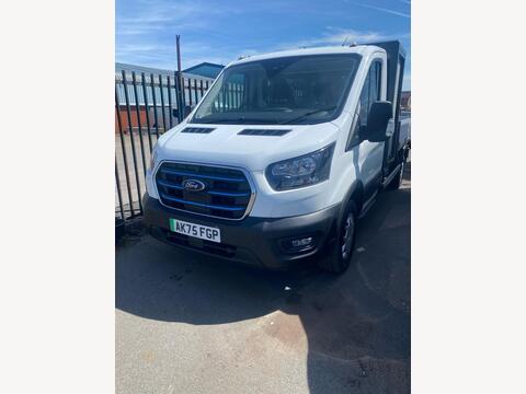 Ford E-Transit Chassis Cab 425 68kWh Trend Auto RWD L3 2dr