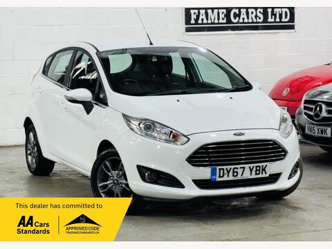 Ford Fiesta Hatchback 1.0T EcoBoost Zetec Powershift Euro 6 5dr
